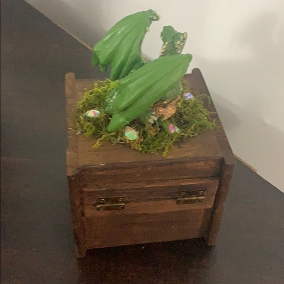 Dragon keepsake box - Picture 4 of 4